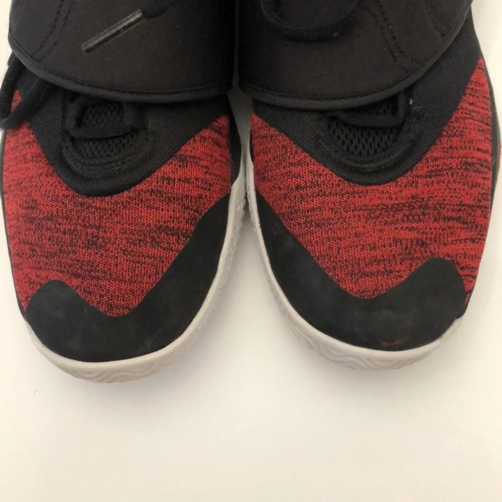 NIKE BOYS KD RED BLACK BASKETBALL SNEAKERS MENS-BOYS SIZE 6Y